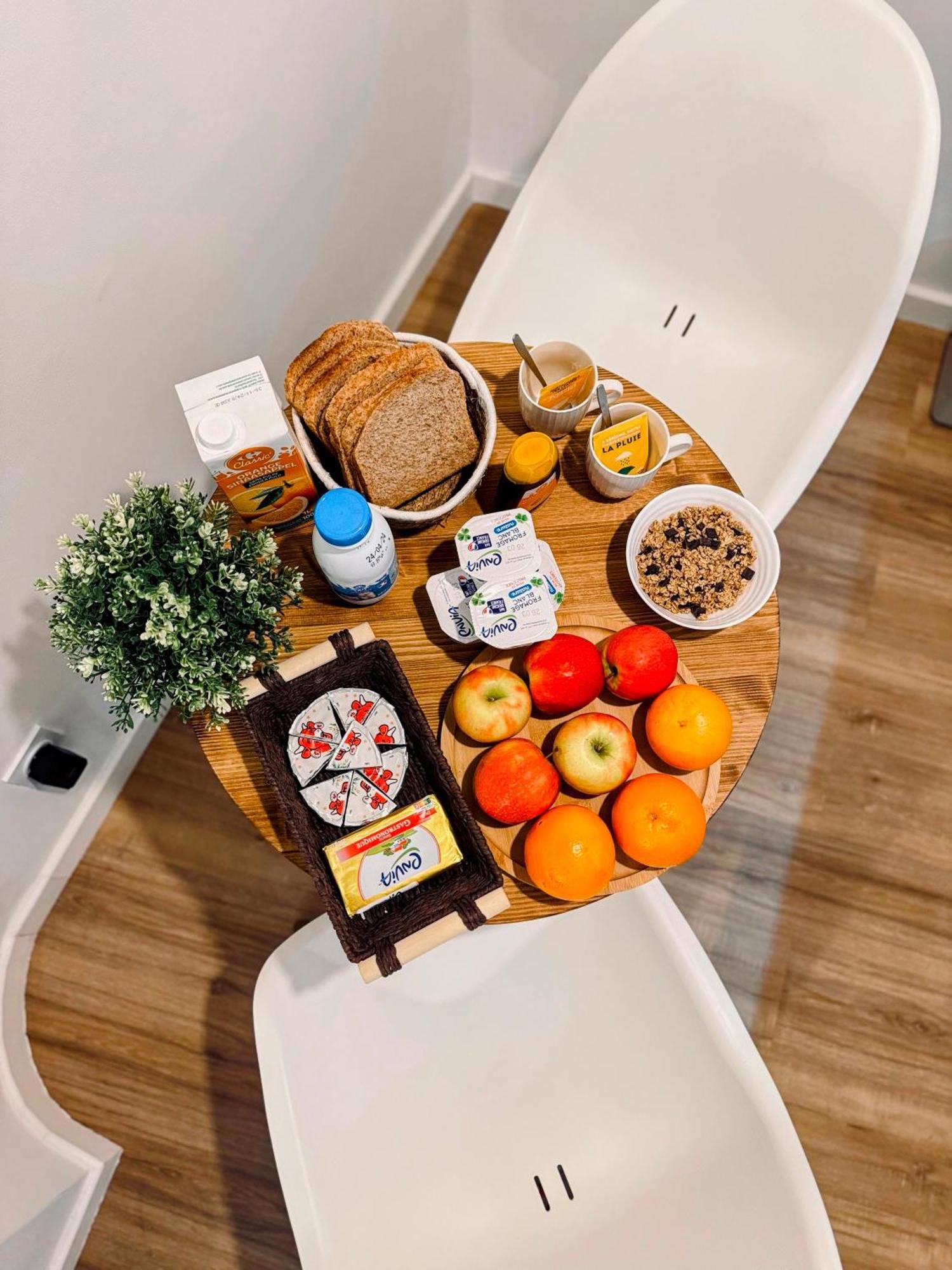 Sunshine Getaway - Stylish Studio In The Heart Of Ница Екстериор снимка